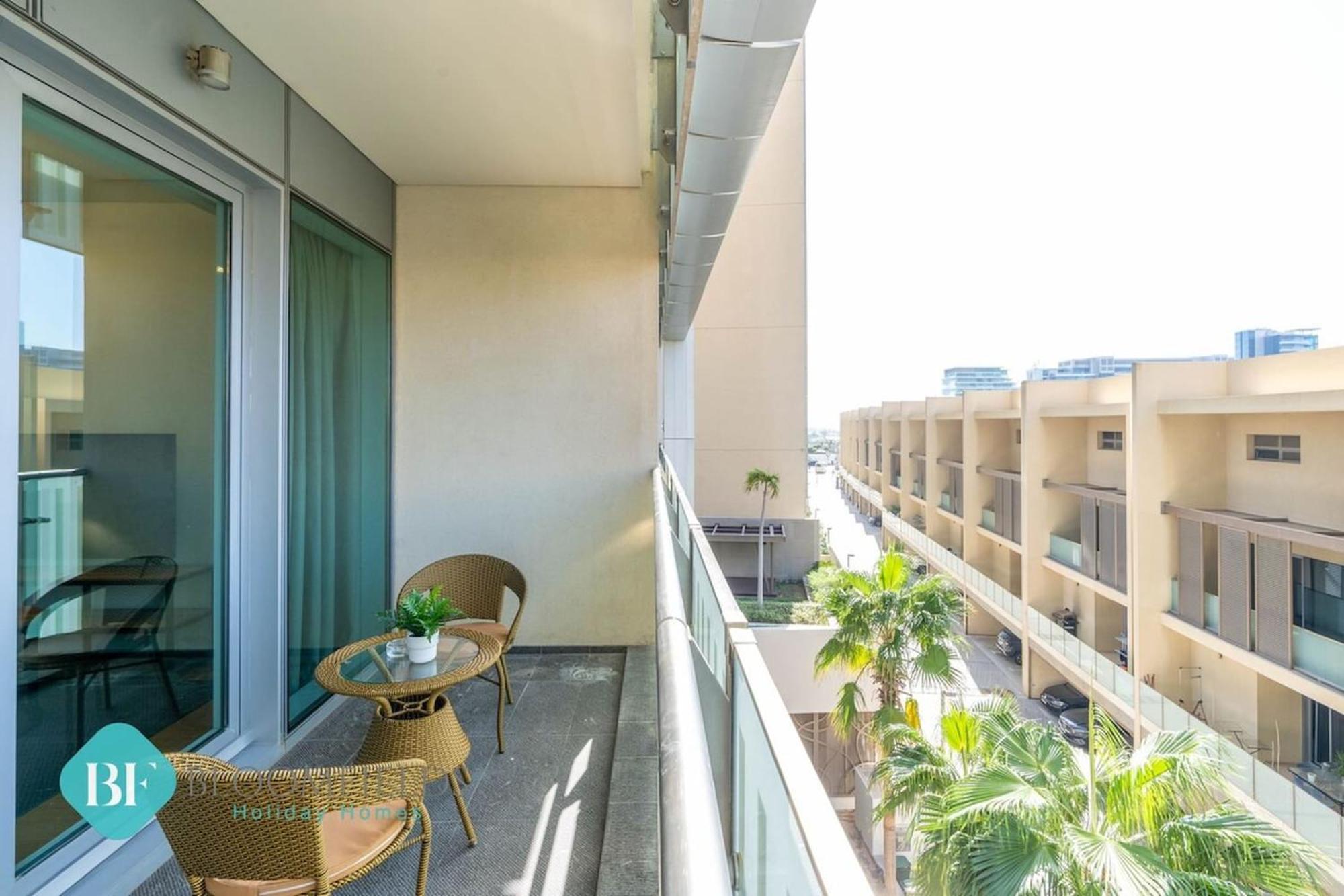 Bloomfields Stylish 1br In Al Raha * Abu Dhabi